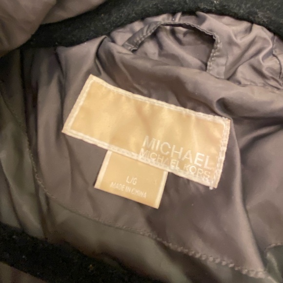 GUC Michael Kors DOWN Puffer Coat - Picture 2 of 11